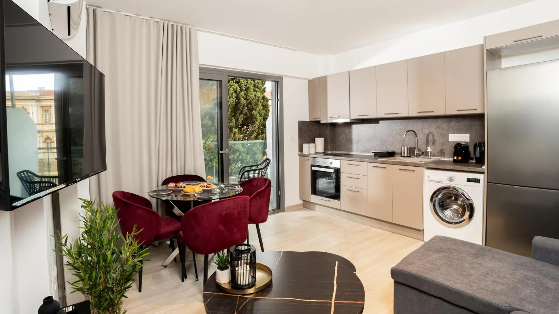 Velvet Luxury Apartments In The City Center By Binobi! Selanik Yunanistan