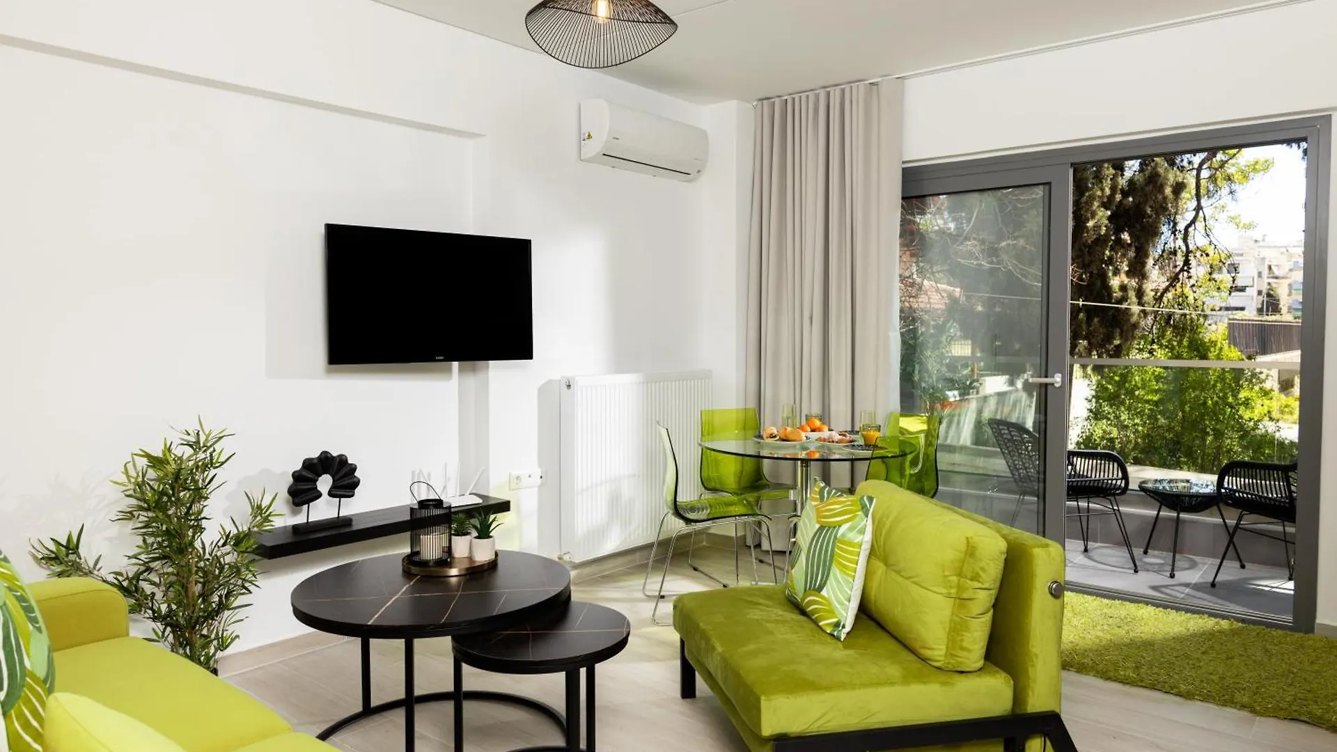Velvet Luxury Apartments In The City Center By Binobi! contacts